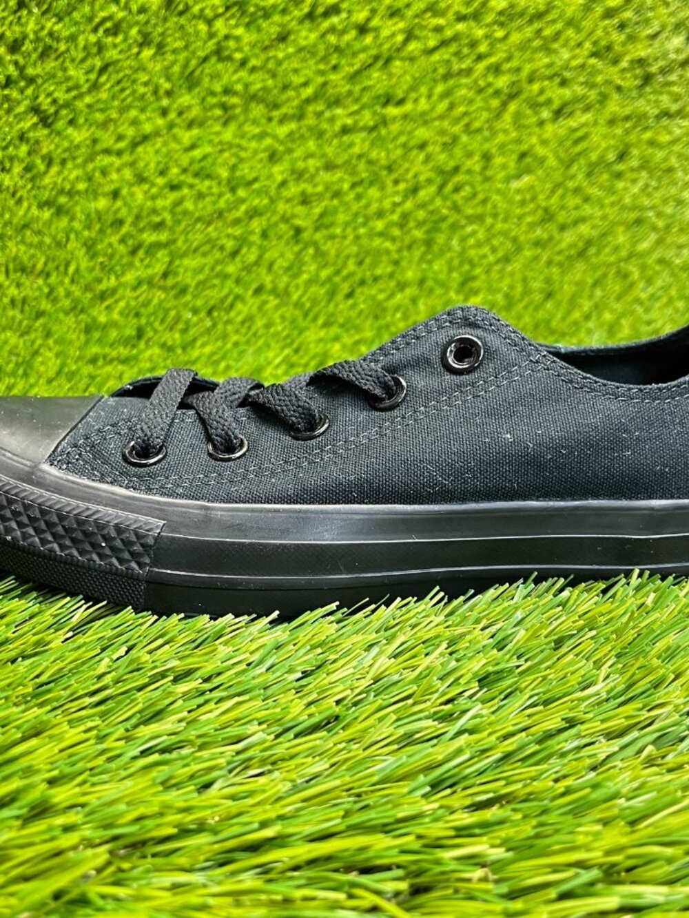 Converse Chuck Taylor All Star OX Womens Size 5.5 Black Athletic Shoes Sneakers - Picture 3 of 10